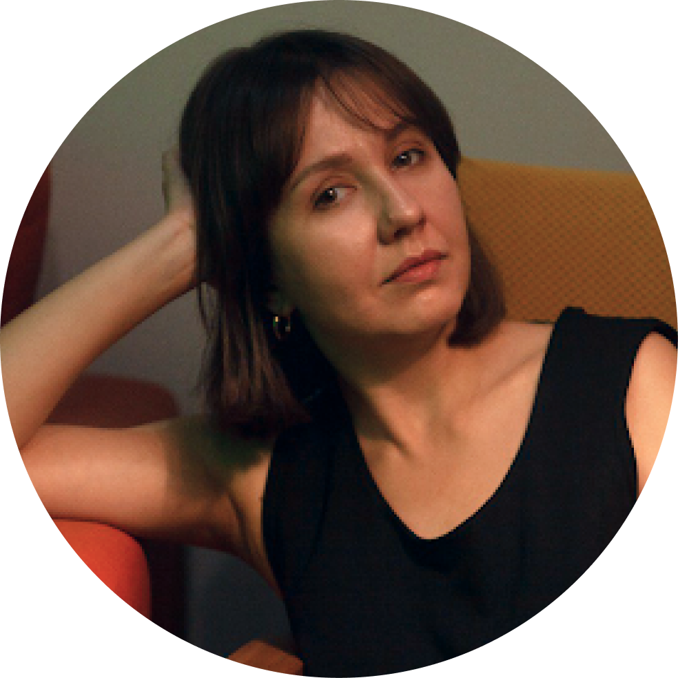 Анна Комиссарова